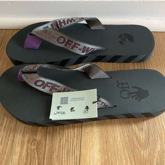 Off-white sandals, size US 13, in the color black